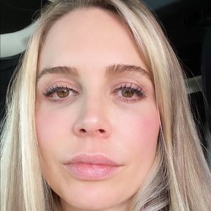 Meet your Posher, Stacey